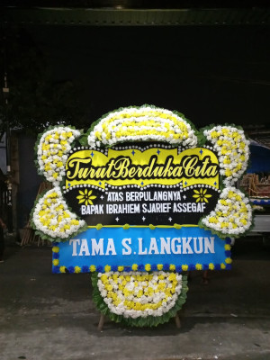 Papan Bunga Duka di Kedungreja